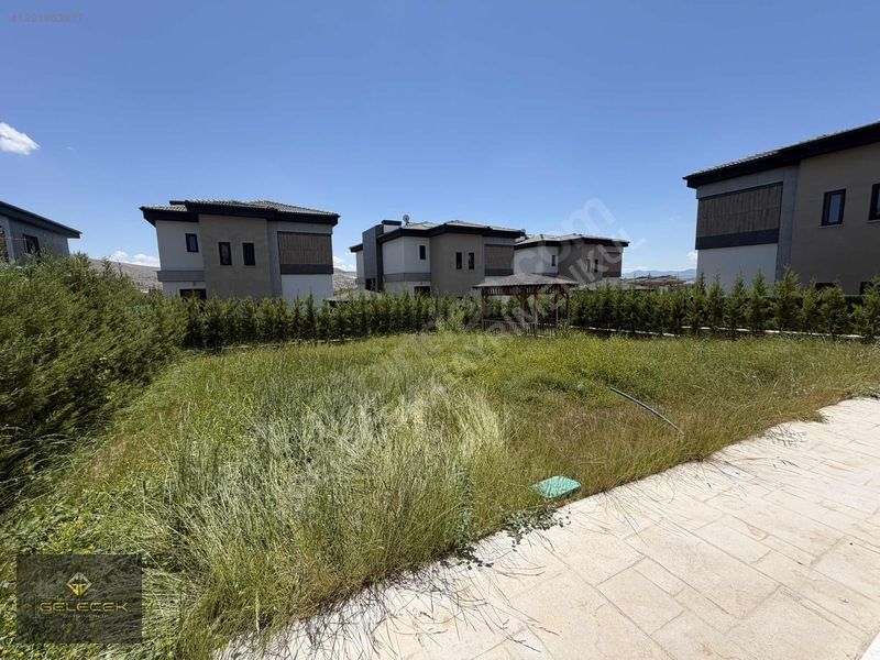 Gelecek'ten Hilalkent Mah Satılık Lüks Yapılı 7+1 Villa — fotoğraf 3
