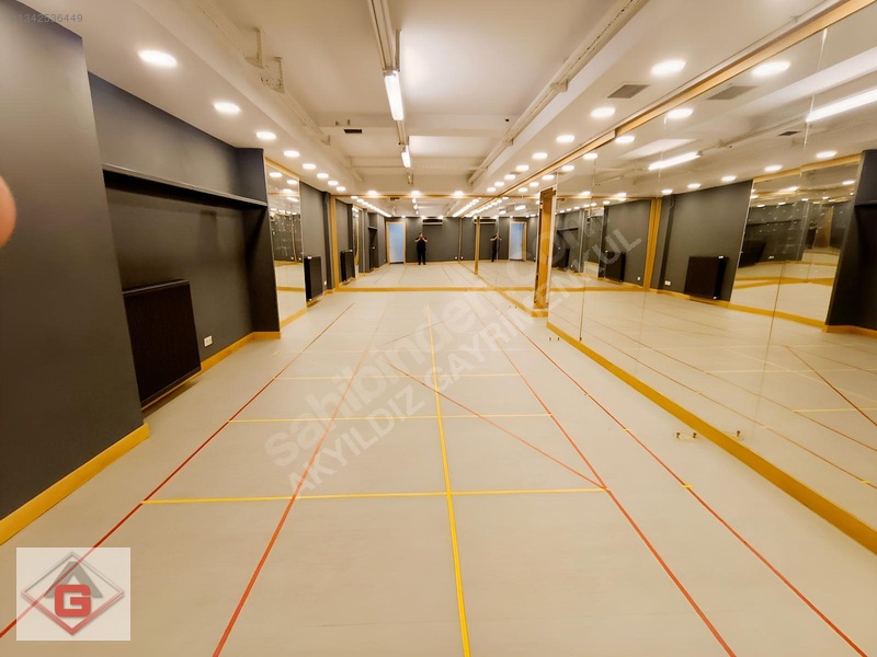 Banka , Spor Salonu , Klinik , Eğitim Kurumu İçin Uygun! 700 M2! — fotoğraf 4