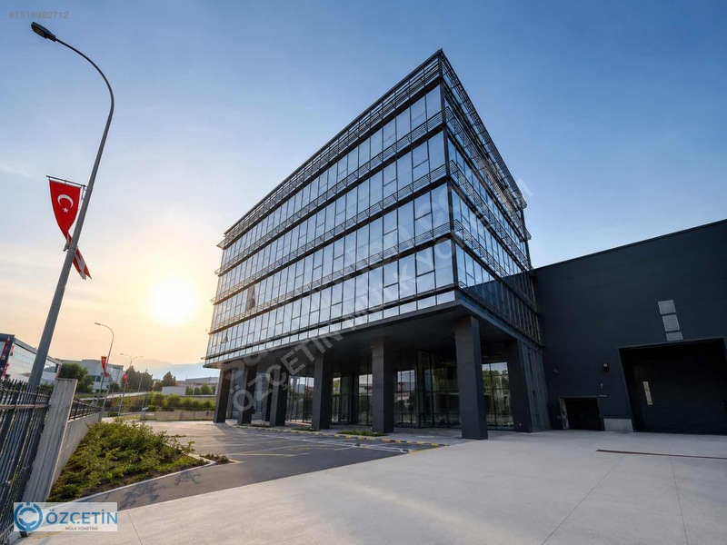 Özçetin'den Hosab'da Kiralık 9000 M2 Tek Kat Doğalgazlı Fabrika — fotoğraf 13