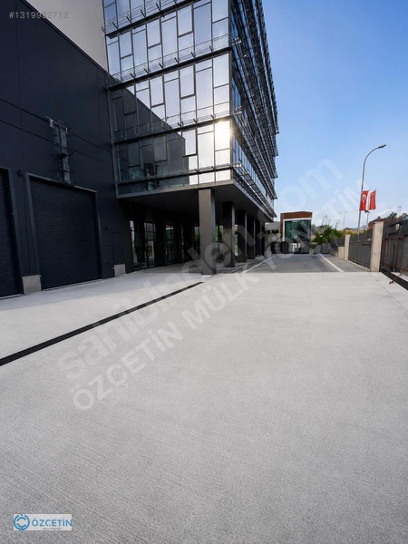 Özçetin'den Hosab'da Kiralık 9000 M2 Tek Kat Doğalgazlı Fabrika — fotoğraf 16