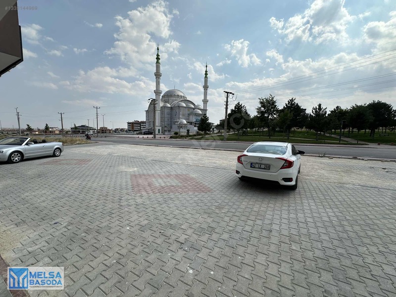 Ahmet Yesevi Caddesine Yakın 26 M2 Kiralık Ofis Veya Dükkan — fotoğraf 4