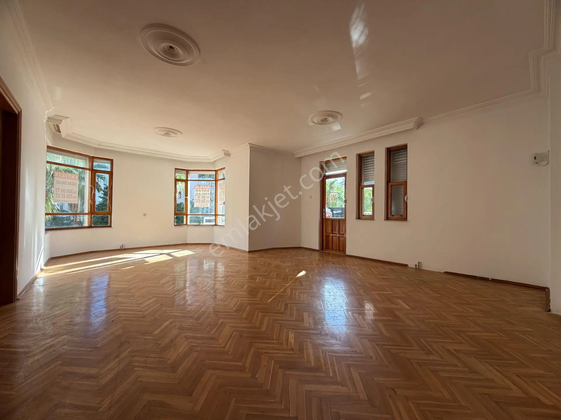 Şafak Emlak Satılık Daire Portakal Çiçeği Cadde Üzeri 3+1 155 M2 1.kat — fotoğraf 2