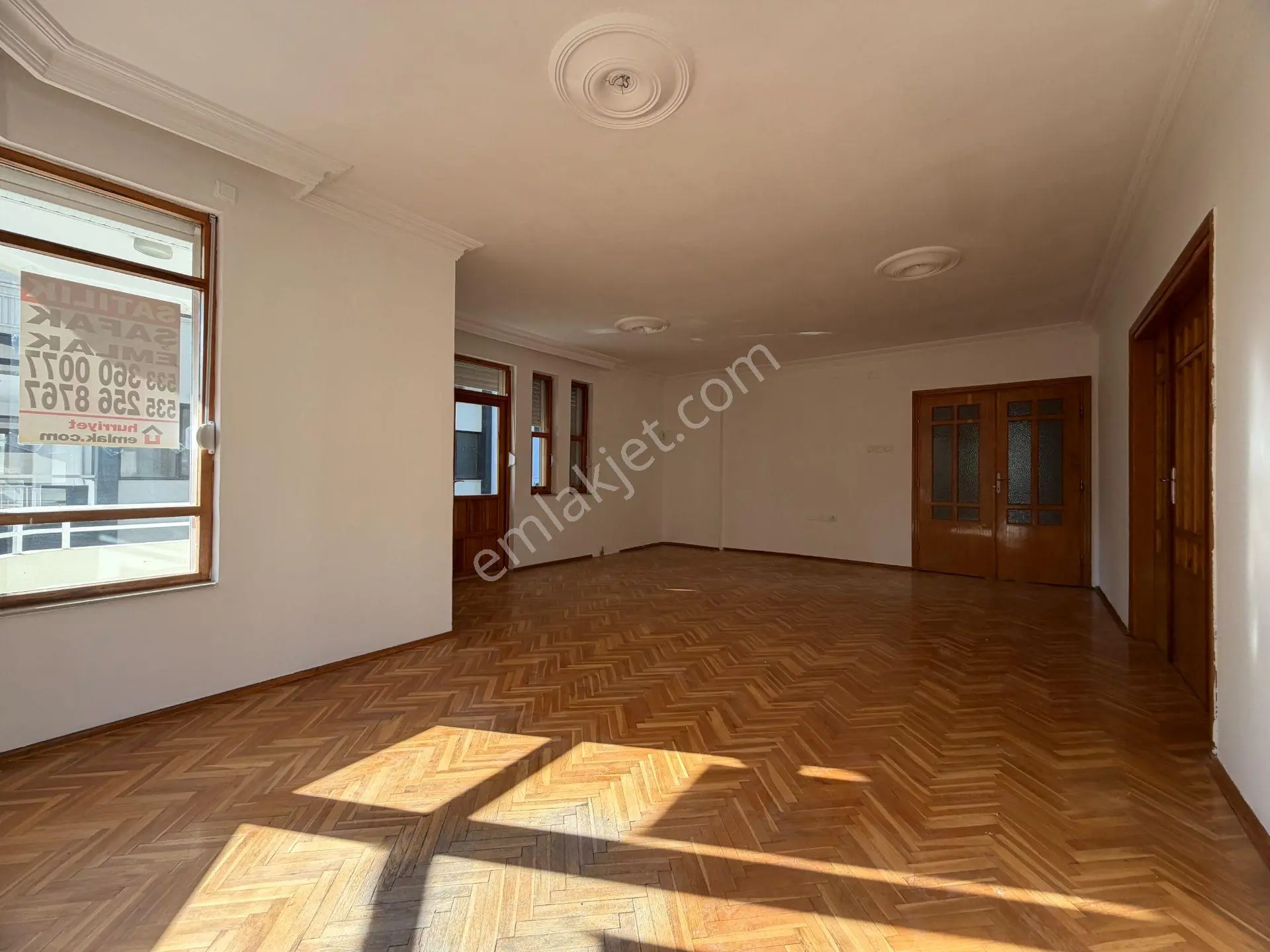 Şafak Emlak Satılık Daire Portakal Çiçeği Cadde Üzeri 3+1 155 M2 1.kat — fotoğraf 4