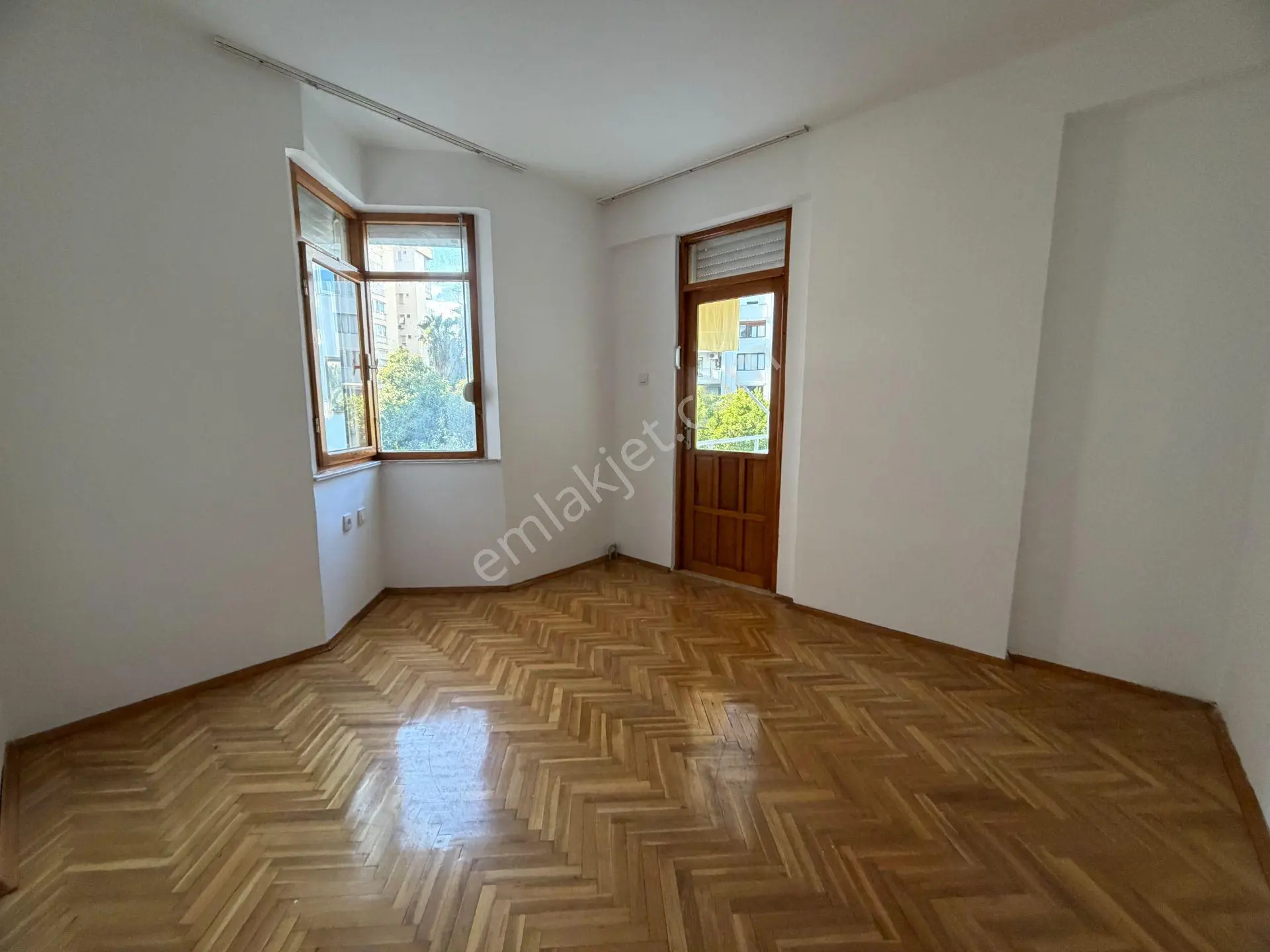 Şafak Emlak Satılık Daire Portakal Çiçeği Cadde Üzeri 3+1 155 M2 1.kat — fotoğraf 10