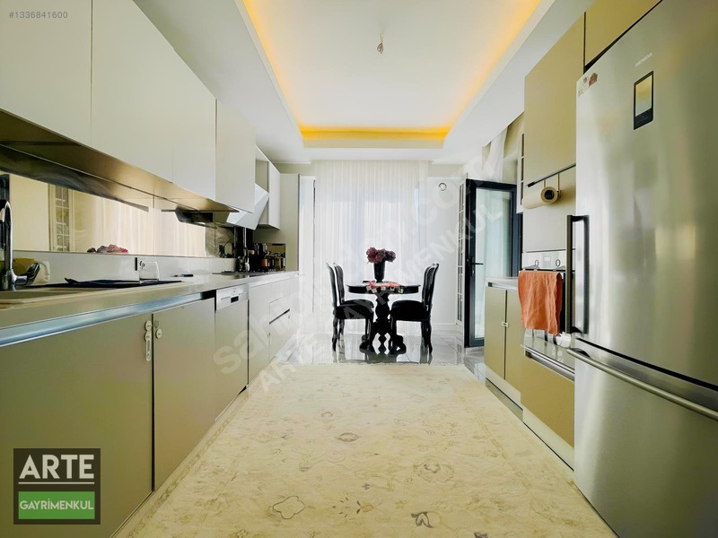 Osmangazi'nin Prestijli Lokasyonunda 3,5+1 Satılık Daire — fotoğraf 16