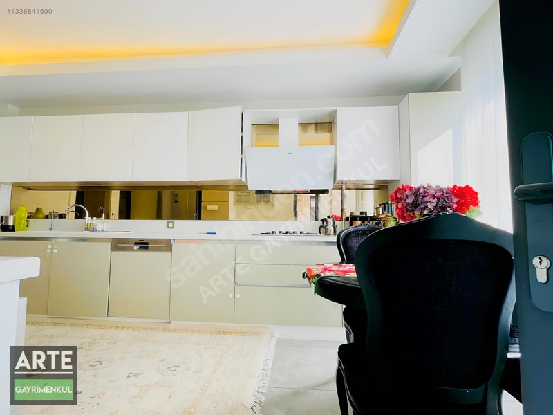 Osmangazi'nin Prestijli Lokasyonunda 3,5+1 Satılık Daire — fotoğraf 22
