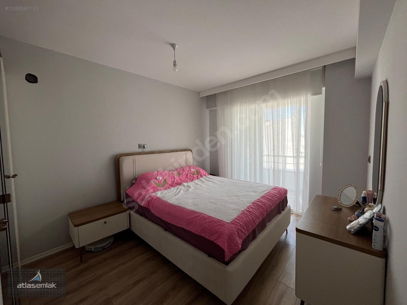 Atlas'tan Zafertepe'de (güney Cephe-cadde Üstü) Kiralık 2+1 — fotoğraf 34