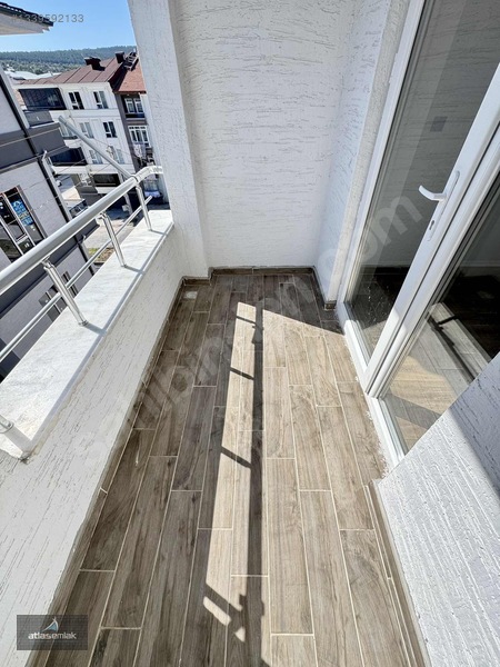 Atlas'tan Zafertepe'de (güney Cephe-cadde Üstü) Kiralık 2+1 — fotoğraf 40