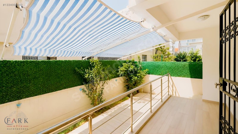 Karabağlar Aydın Mahallesinde 135 M² 3+1 Satılık Daire