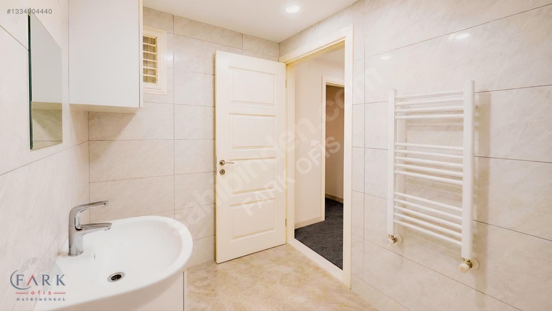 Karabağlar Aydın Mahallesinde 135 M² 3+1 Satılık Daire — fotoğraf 9