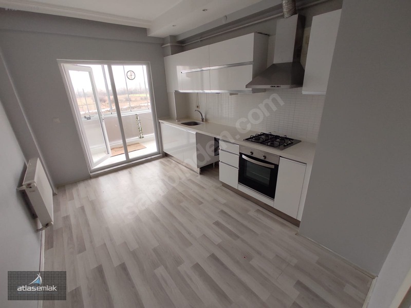 Atlas Emlak'tan Sporkent'te (ara Kat-site İçi) Satılık 3+1 Daire — fotoğraf 10