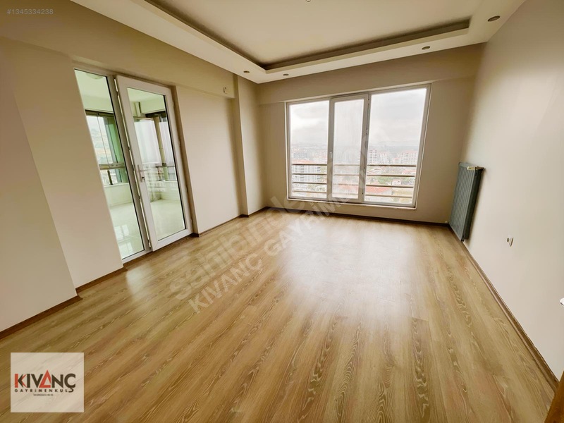 Kıvanç Gayrimenkul'den Tecde De Kiralık 3+1 Daire — fotoğraf 2