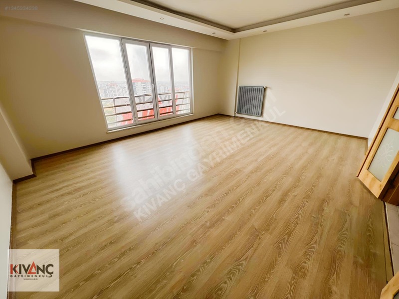 Kıvanç Gayrimenkul'den Tecde De Kiralık 3+1 Daire — fotoğraf 5
