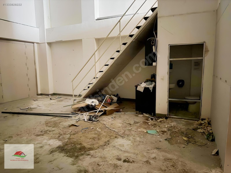 Tuzla/istasyon Cd. Üzerinde Dükkan&mağaza — fotoğraf 11