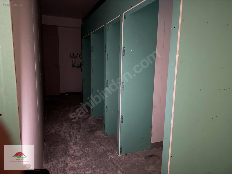 Tuzla/istasyon Cd. Üzerinde Dükkan&mağaza — fotoğraf 15
