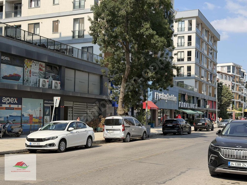 Tuzla/istasyon Cd. Üzerinde Dükkan&mağaza — fotoğraf 21