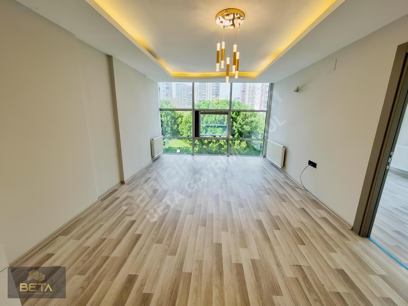 Yurt Mah.hayalpark Yakını 2+1 Lüx İskanlı Kombili Satılık Daire — fotoğraf 5