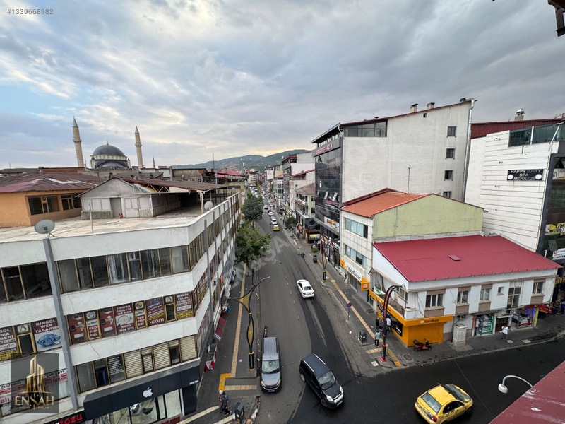 En&Şah'Tan Çarşı İçinde Satılık Kafe Ve Ve Ofis