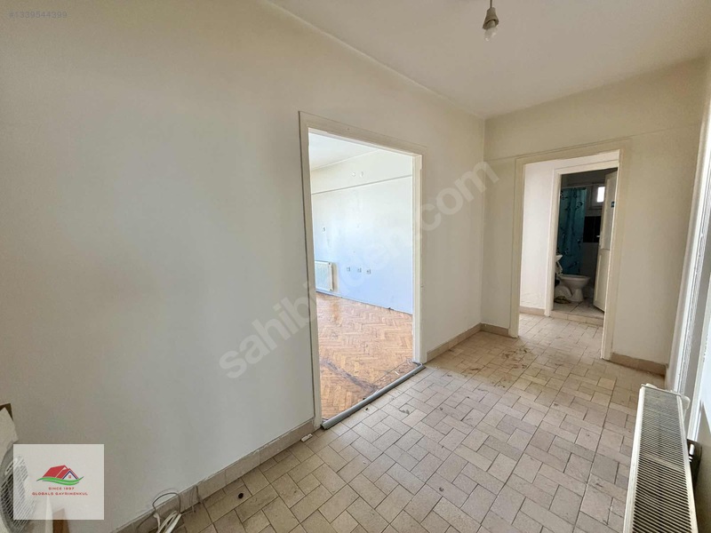 Globalsden Çark Caddesi Arkasında Merkezde Satılık 3+1 Daire — fotoğraf 8
