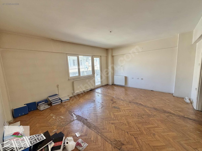 Globalsden Çark Caddesi Arkasında Merkezde Satılık 3+1 Daire — fotoğraf 10