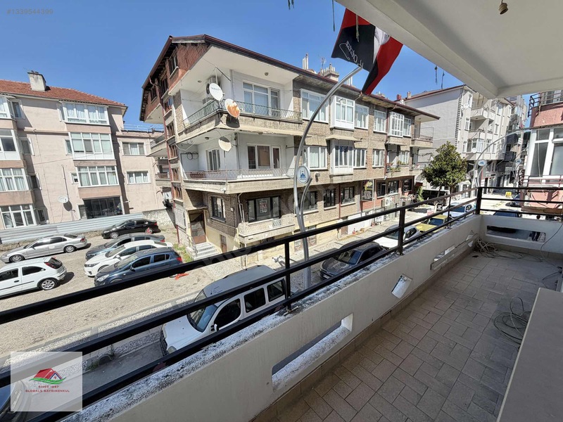 Globalsden Çark Caddesi Arkasında Merkezde Satılık 3+1 Daire — fotoğraf 12