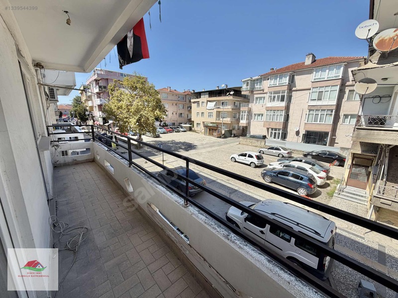 Globalsden Çark Caddesi Arkasında Merkezde Satılık 3+1 Daire — fotoğraf 13