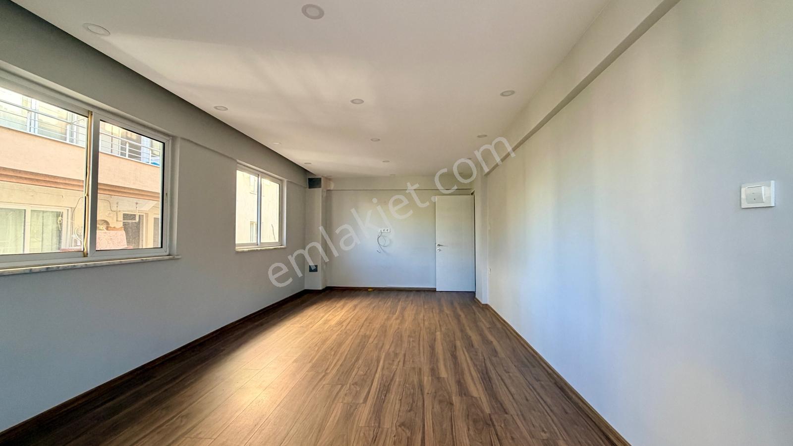 Didim Merkezde 2+1 Arakat Ön Cephe Daire 3.850.000 Tl — fotoğraf 2