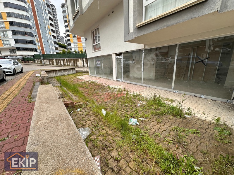 Ekin Emlak; Cadde Üzeri Köşe Konumlu Bahçeli Kiralık Dükkan — fotoğraf 8