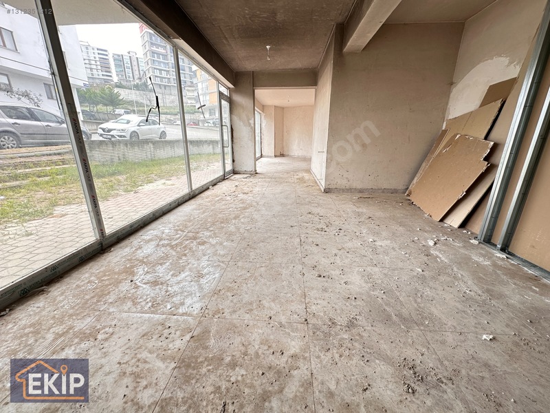 Ekin Emlak; Cadde Üzeri Köşe Konumlu Bahçeli Kiralık Dükkan — fotoğraf 14