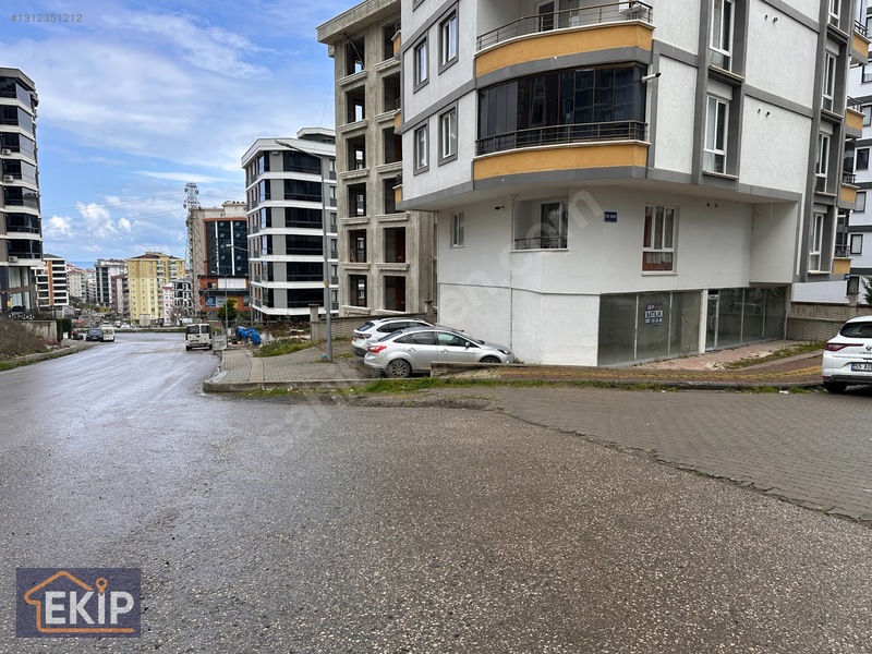 Ekin Emlak; Cadde Üzeri Köşe Konumlu Bahçeli Kiralık Dükkan — fotoğraf 18