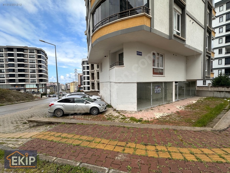 Ekin Emlak; Cadde Üzeri Köşe Konumlu Bahçeli Kiralık Dükkan — fotoğraf 20