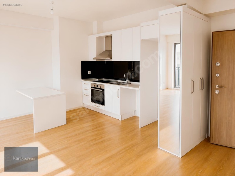 Torbalıda Havuzlu Site İçinde 2+1 Ara Kat Kiralık Daire