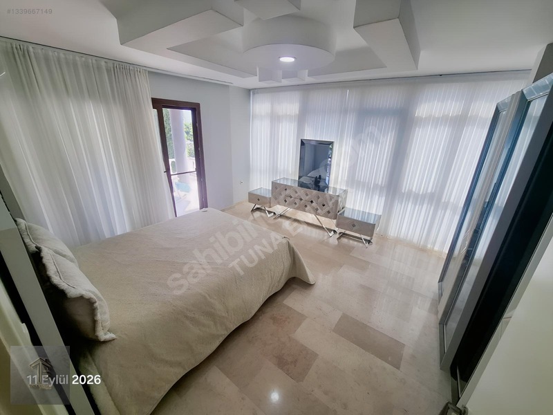 Denize 10 Adım, Özel Havuzlu, 5+1 Tripleks Villa — fotoğraf 16