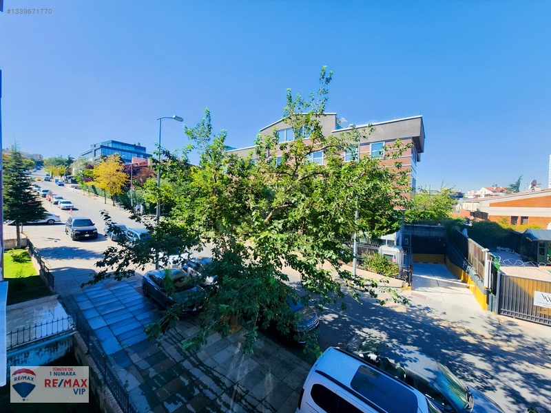 Reşit Galip Caddesi Üzerinde Geniş 4+1 Ferah Kullanışlı Daire — fotoğraf 39