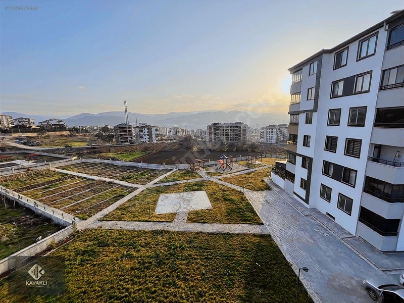 Kavaklı Gayrimenkul'den Güneşli Mah. 4,5+1 Lüx Satılık Daire — fotoğraf 31