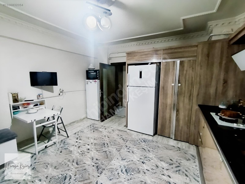 Bahçelievlerde Muhteşem Vadi Manzaralı 186 M2 Lüks 3+1 Daire — fotoğraf 5