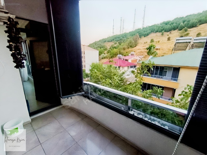Bahçelievlerde Muhteşem Vadi Manzaralı 186 M2 Lüks 3+1 Daire — fotoğraf 15