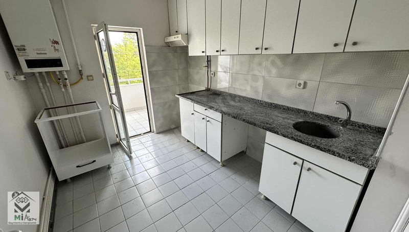 Mia874 Gayrimenkul Güvencesiyle Büyük Tip 2+1 — fotoğraf 17