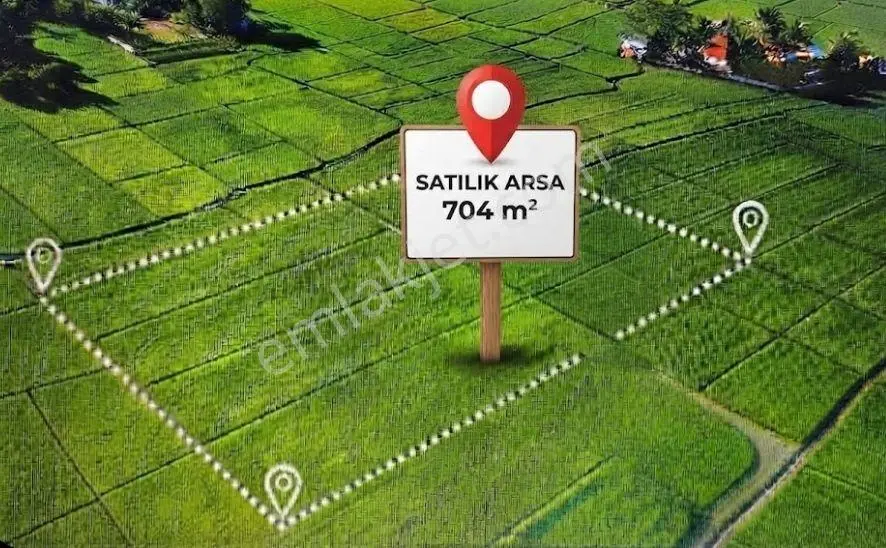 Sakarya Pamukova Girişinde Yatırımlık 704 Mt Merkezi Konum