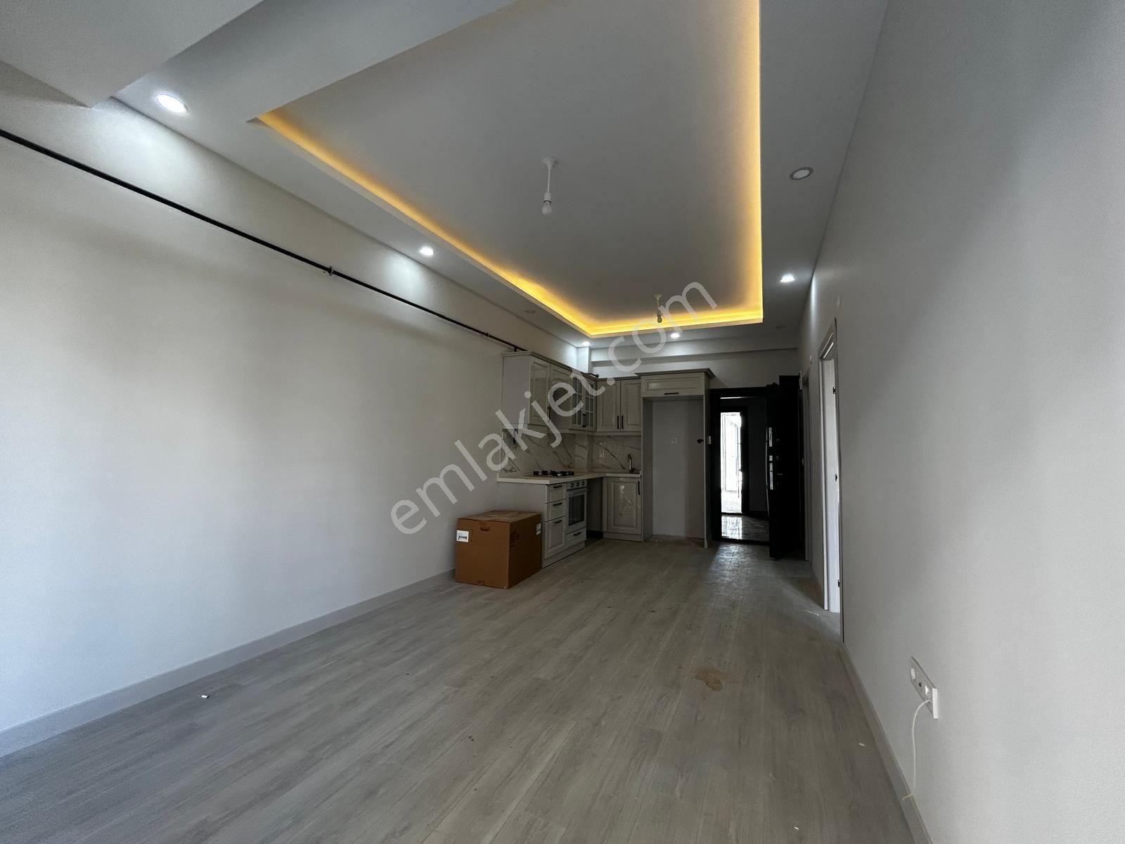 Delux'den Atatürk Mah. Havuzlu Sitede 1+1 Satılık Daire — fotoğraf 13