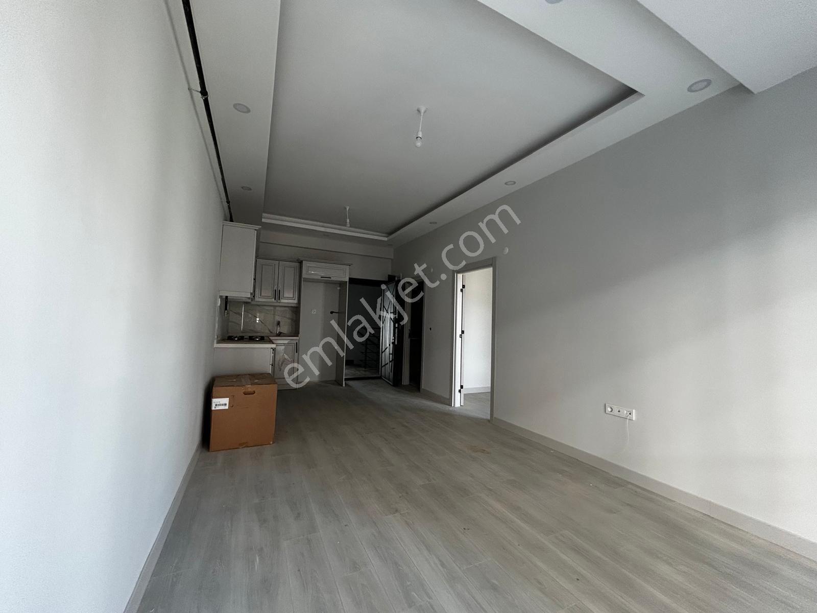 Delux'den Atatürk Mah. Havuzlu Sitede 1+1 Satılık Daire — fotoğraf 16
