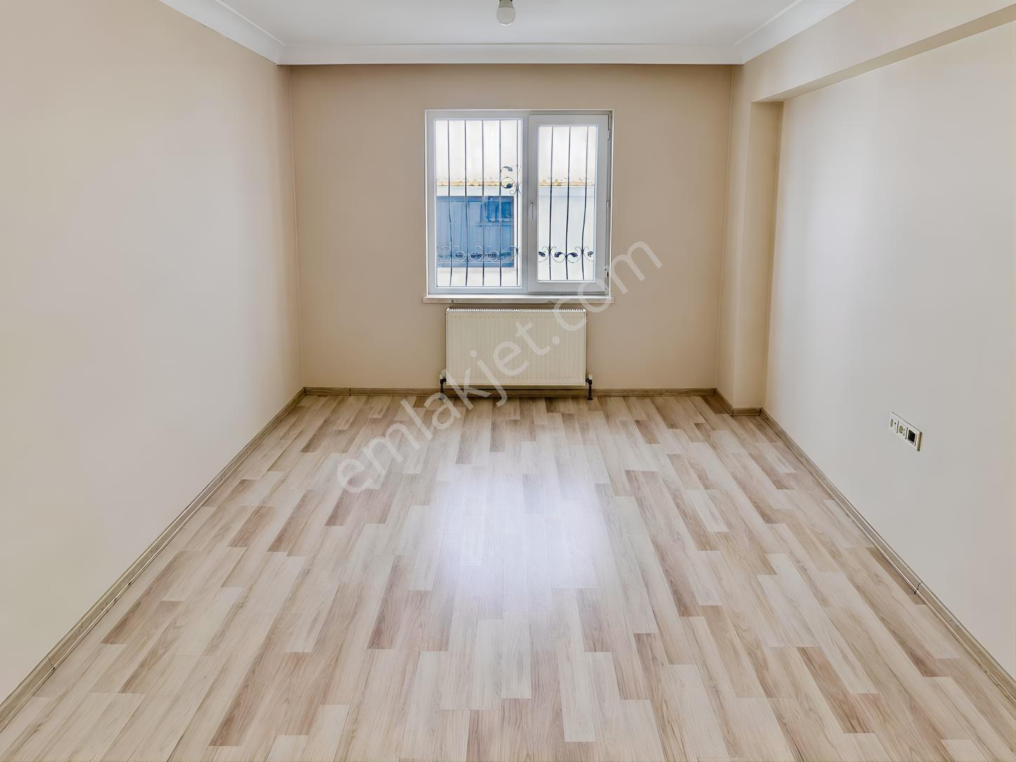 Atapark Cadde Yakını Yeni Bina Cepheler Açık — fotoğraf 15