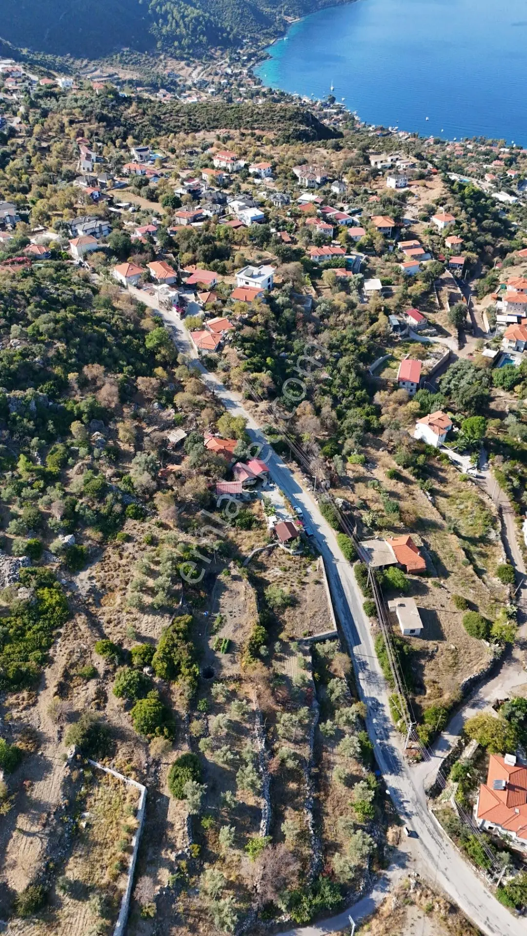 Marmaris Söğüt'te Deniz Manzaralı, 3 Ahşap Evli Satılık Arsa — fotoğraf 3