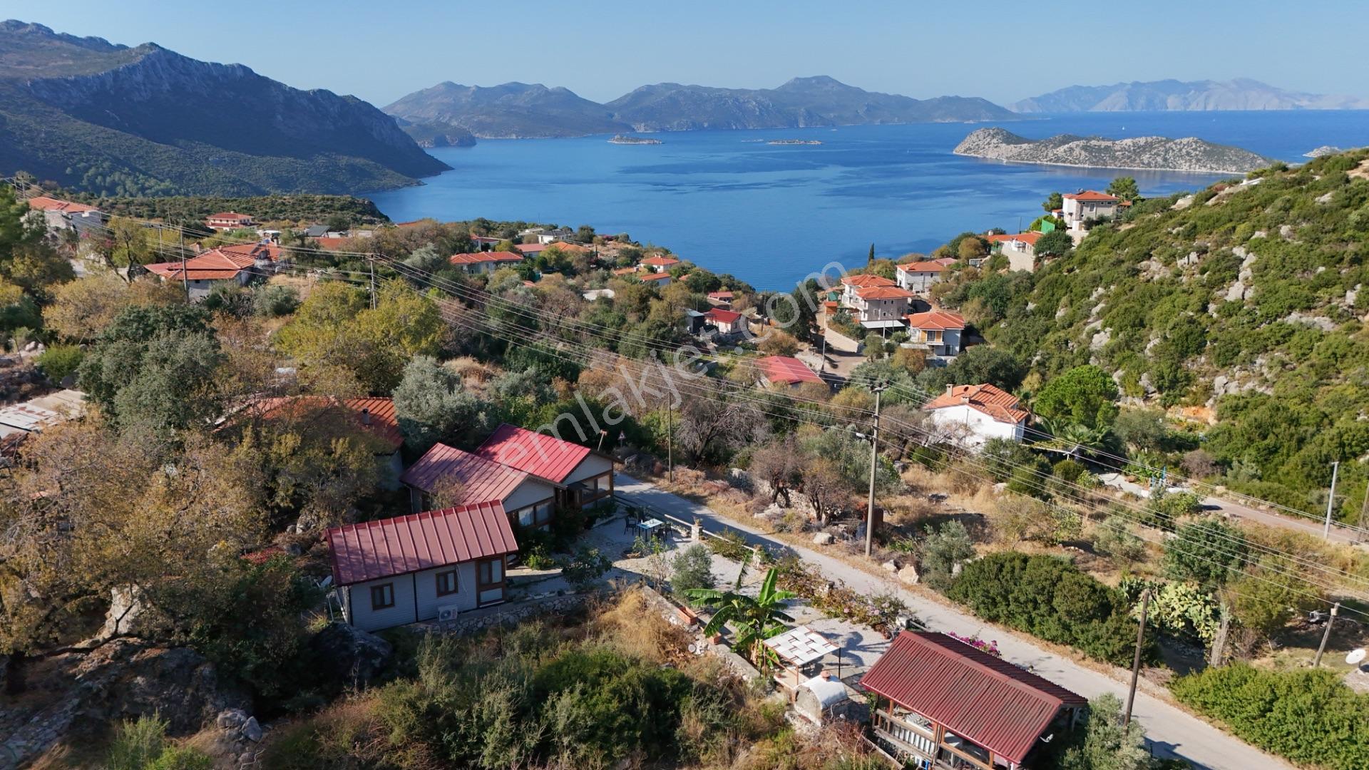 Marmaris Söğüt'te Deniz Manzaralı, 3 Ahşap Evli Satılık Arsa — fotoğraf 6