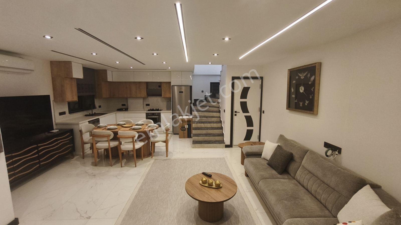 Didim Akbükte Denize Yakın 3+1 Tripleks Villa — fotoğraf 10