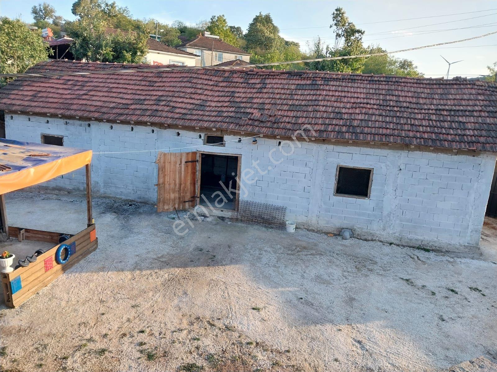 Manyas/erecek Köyü Merkezinde 703m² Prefabrik Evli Satılık Arsa — fotoğraf 5
