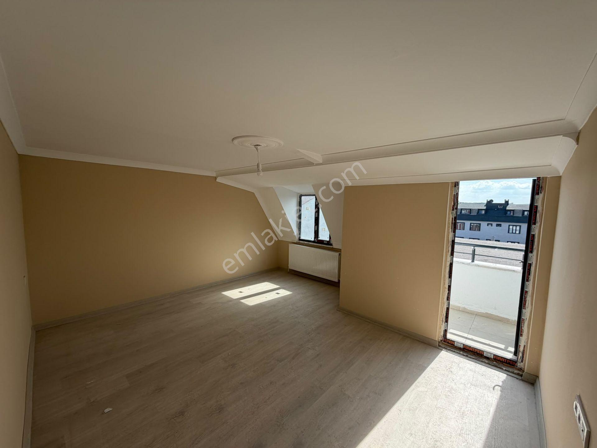 Arnavutköy Belediye Yakını 2+1 Lüx Daire — fotoğraf 4