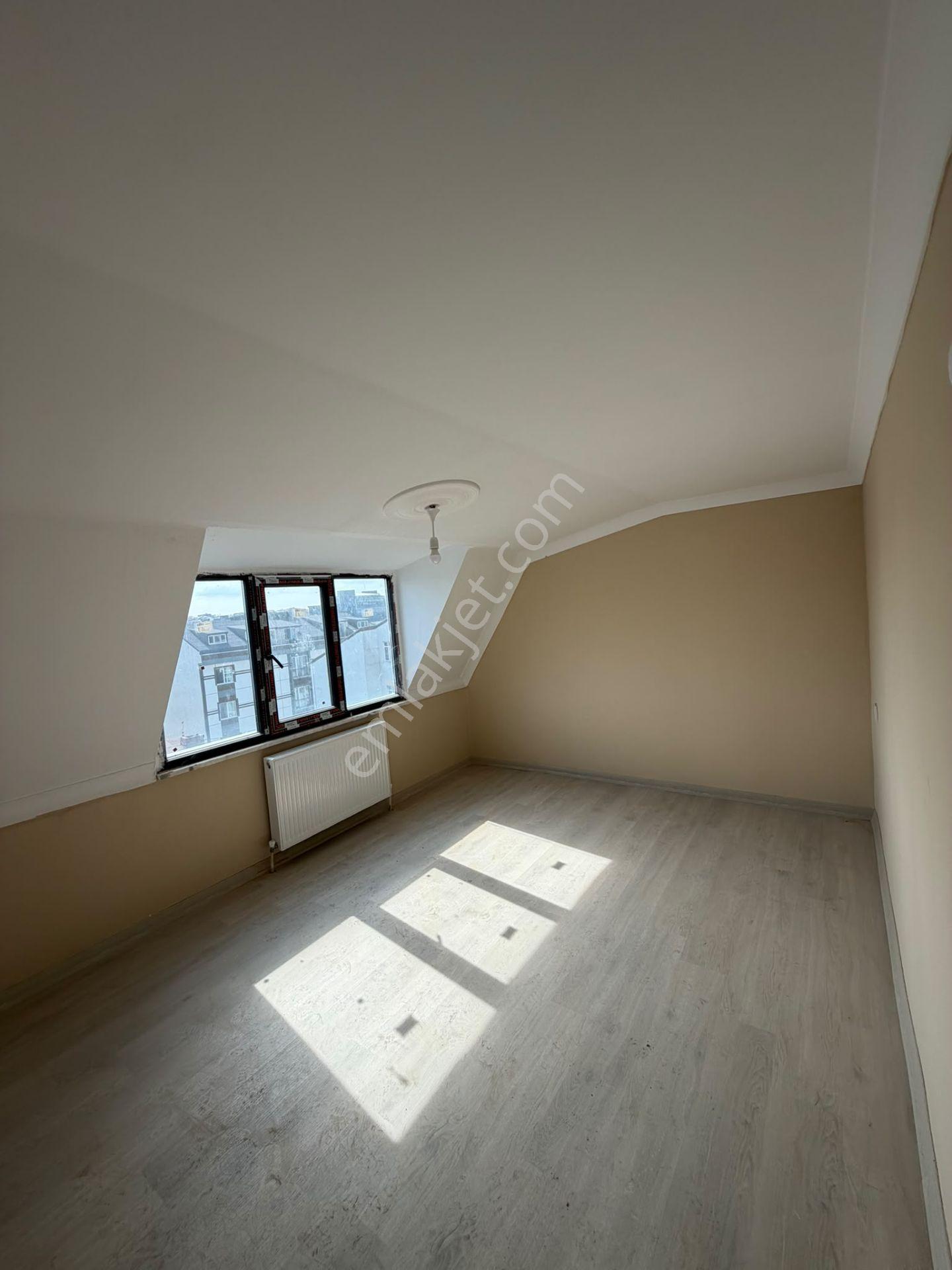 Arnavutköy Belediye Yakını 2+1 Lüx Daire — fotoğraf 16
