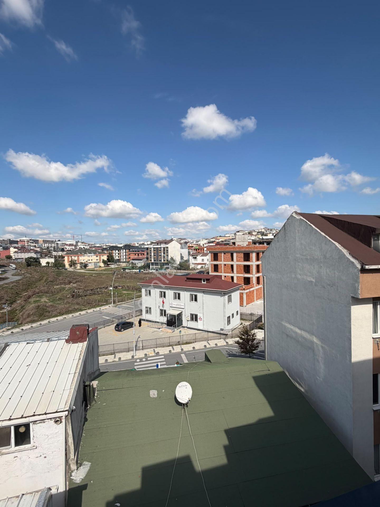 Arnavutköy Belediye Yakını 2+1 Lüx Daire — fotoğraf 22