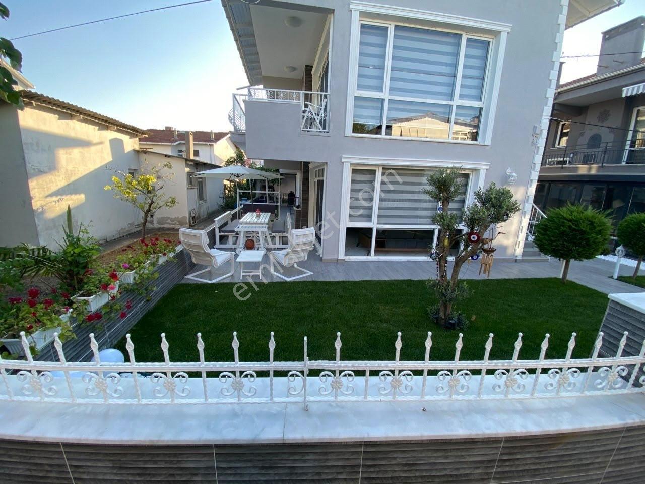 Fırsat Villa!silivri Semizkumlarda 2 Katlı 6+2 Bahçeli Tadilatlı — fotoğraf 13